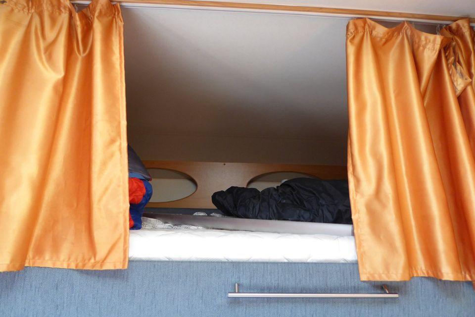 WOHNMOBIL ALKHOVEN HOBBY AK 555 KOMPAKT WENIG KM/ 5.84 M LÄNGE- Photo 2