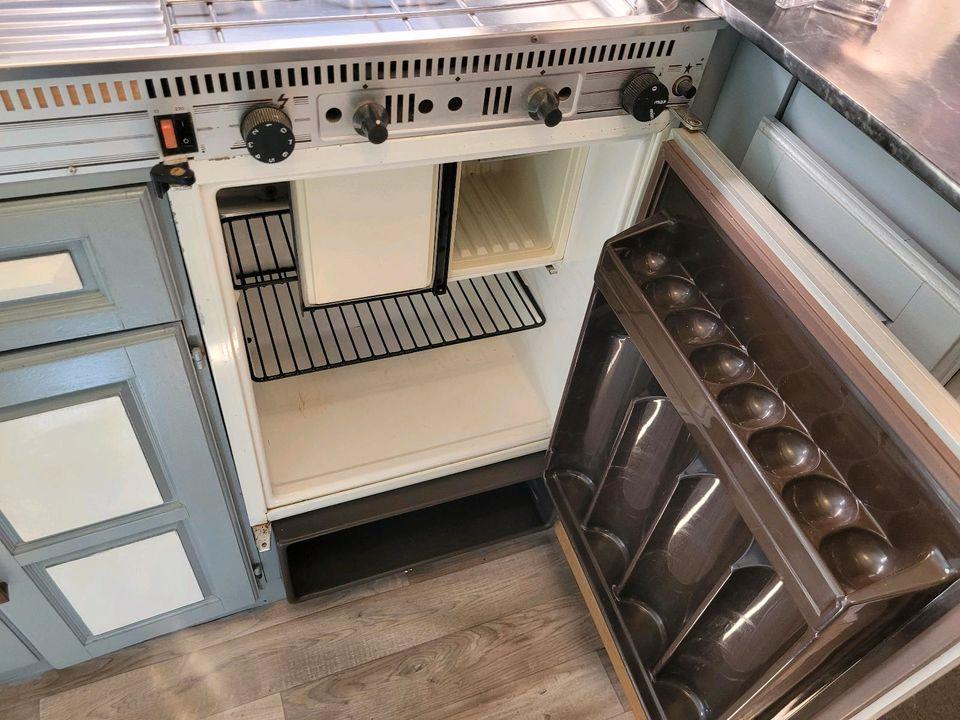 Bürstner 680 Reise Bereit- Photo 12