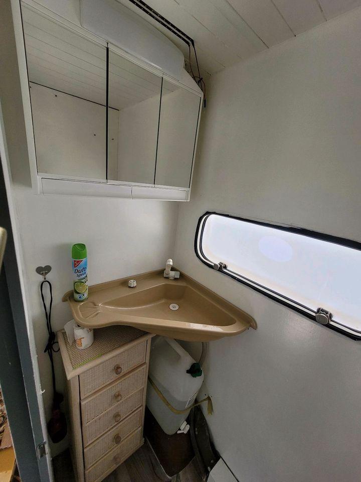 Bürstner 680 Reise Bereit- Photo 2